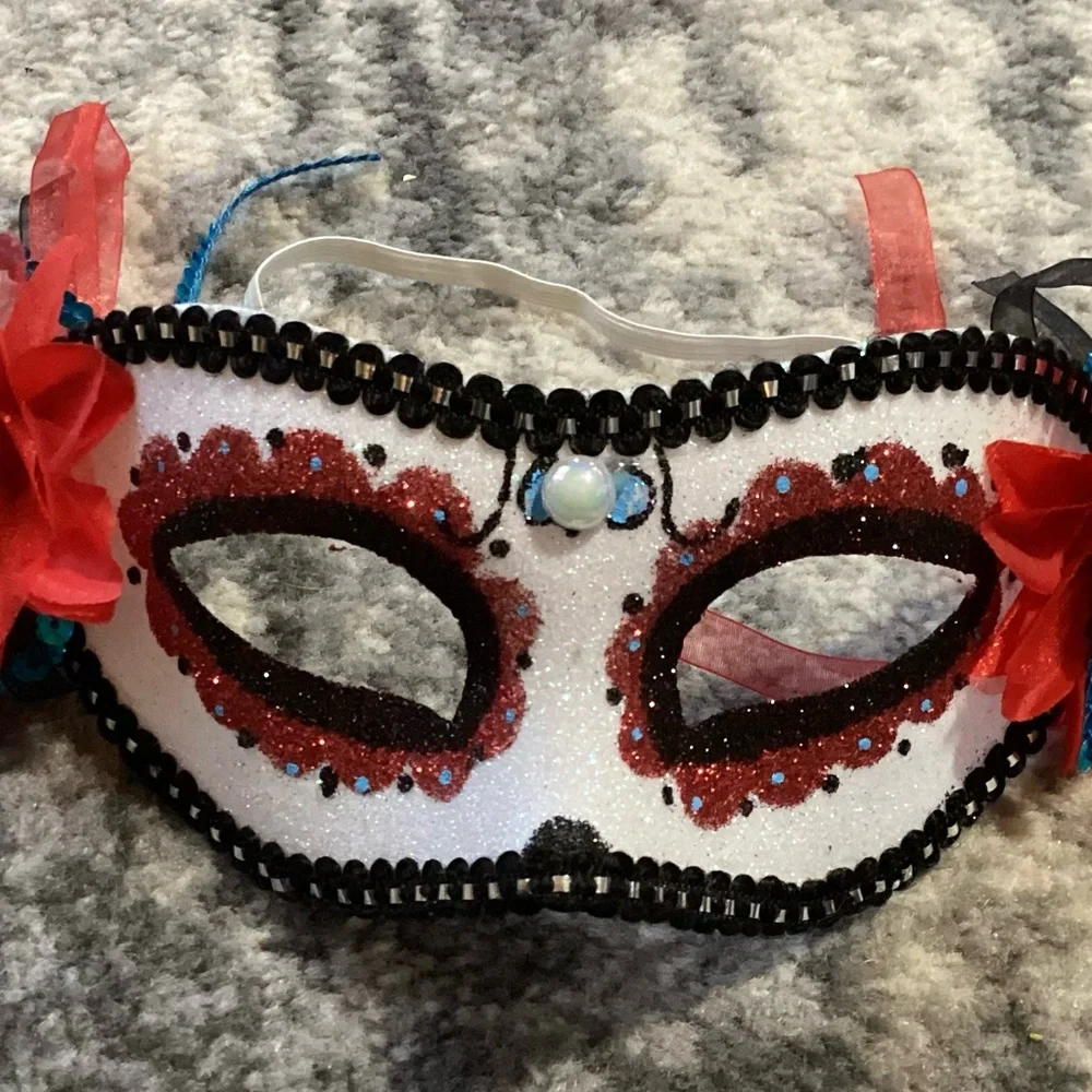 Mardi Gras Masquerade Masks lot of 8